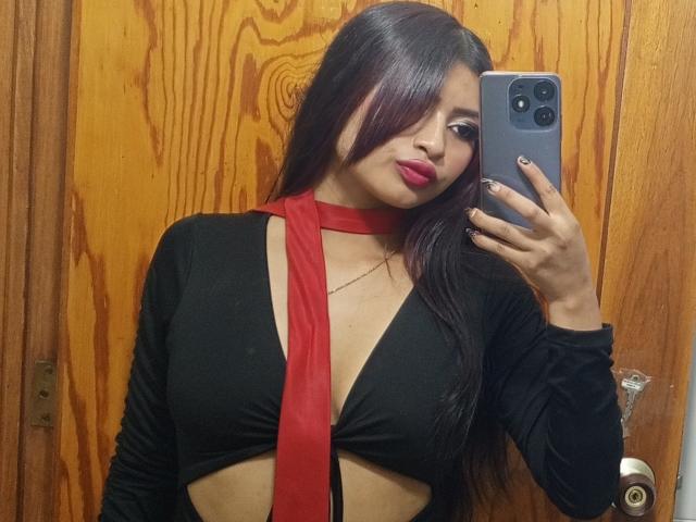 EmmaaRodriguez - Live porn &amp; sex cam - 20764870