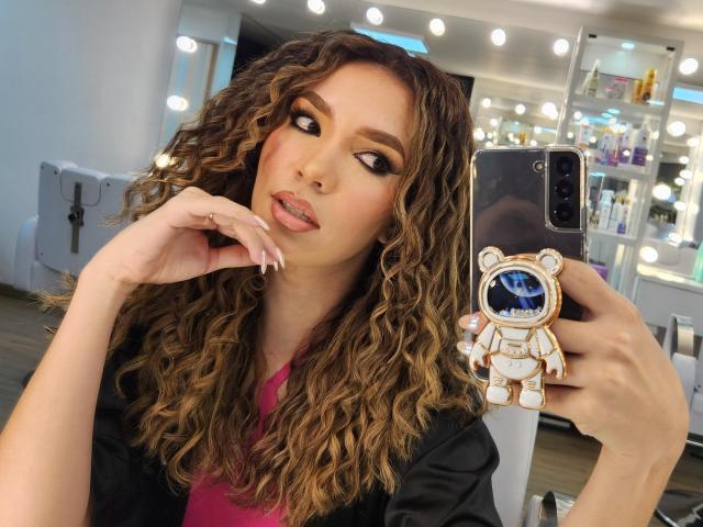 KendallPiierce69 - Élő pornó és szexkamera - 20765918