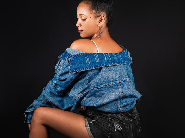 KarlaV - Camera khiêu dâm &amp; quyến rũ trực tiếp - 20768090