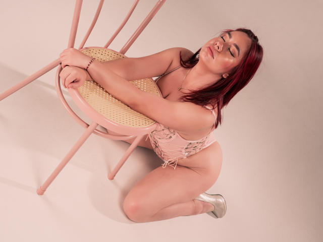 LilyThompson - Live porn &amp; sex cam - 20768686