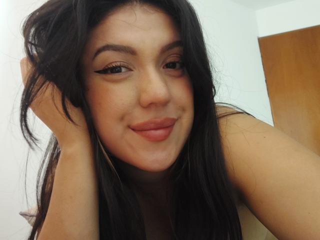 LauraRichis - Live porn &amp; sex cam - 20770246