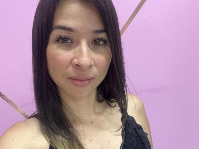 GizelRose - Live sex cam - 20772534