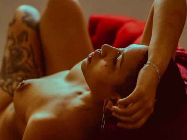 KaraDavis - Sexe cam en vivo - 20774554