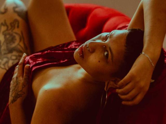 KaraDavis - Sexe cam en vivo - 20774606