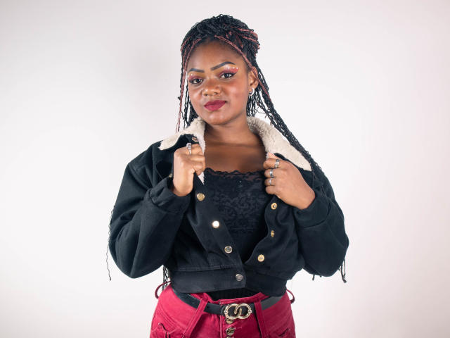 LeonieMaya - сексуальная веб-камера в реальном времени - 20779162