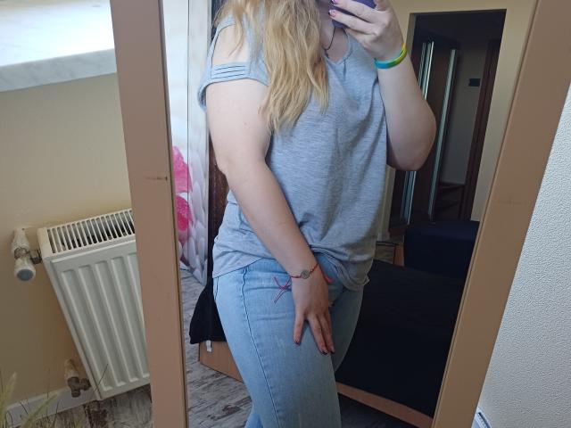 Leiliia - 라이브 포르노 &amp; 섹스 캠 - 20779922