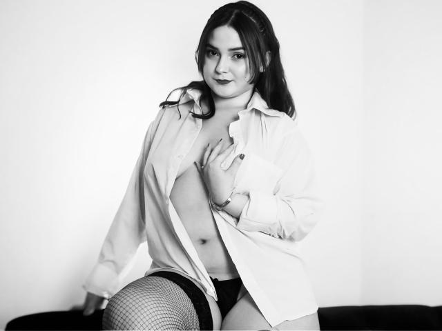 LorettaSant - Live porn &amp; sex cam - 20779946