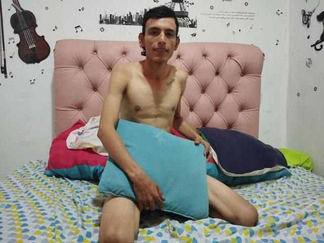 OliverBello - Sexe cam en vivo - 20780294