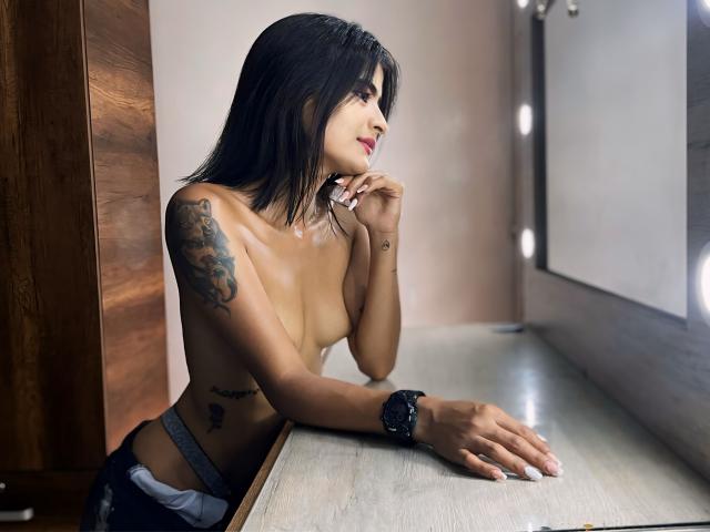 MichelleBenett - Live porn &amp; sex cam - 20782030