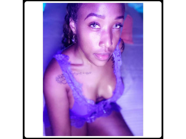 LadyRoxanneX - Live sex cam - 20784742