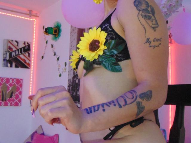 LunaRoose - Live porn &amp; sex cam - 20784906