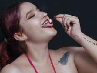 HugeTitsToFuck - Live porn &amp; sex cam - 20788918