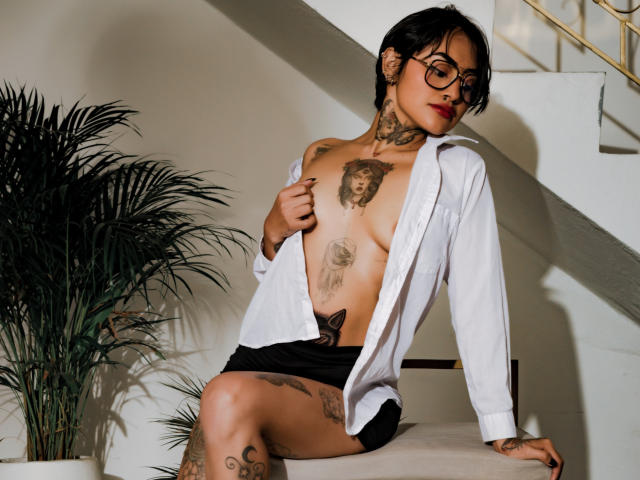 HarrietWhite - сексуальная веб-камера в реальном времени - 20790318