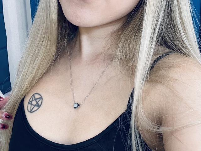 RenyLime - Live porn &amp; sex cam - 20792230