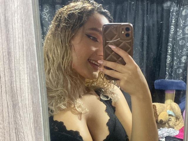 FloraSaenz - Live porn &amp; sex cam - 20792242