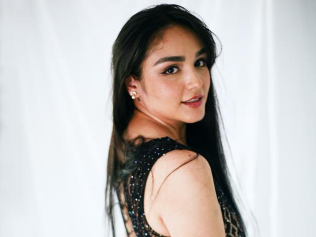 SarayBangerr - Live Sex Cam - 20793602