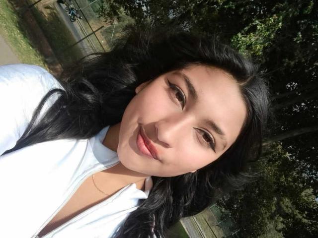 AbrilCollemanX - Live porn &amp; sex cam - 20793650