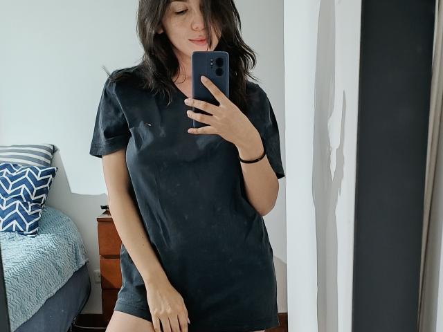 MiaReed - Live porn &amp; sex cam - 20795738
