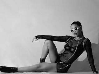 JuliaStorms - Live porn &amp; sex cam - 20796206