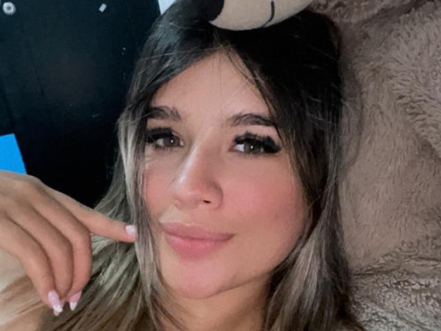 SashaPolet - Live sex cam - 20799566