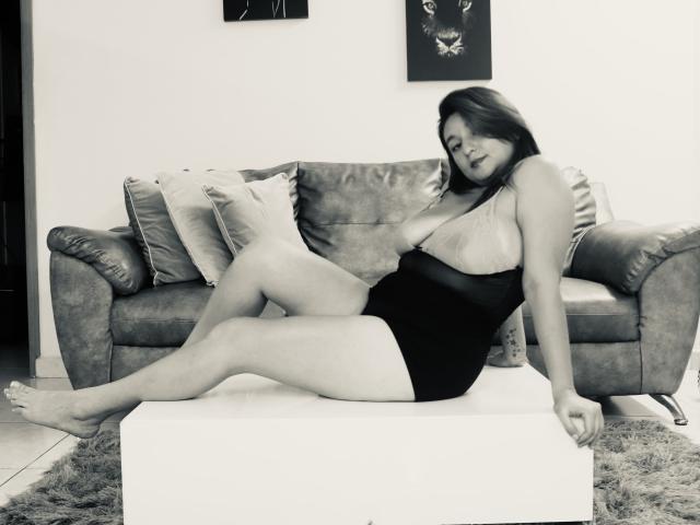 AdeleGinger - Live porn &amp; sex cam - 20801502