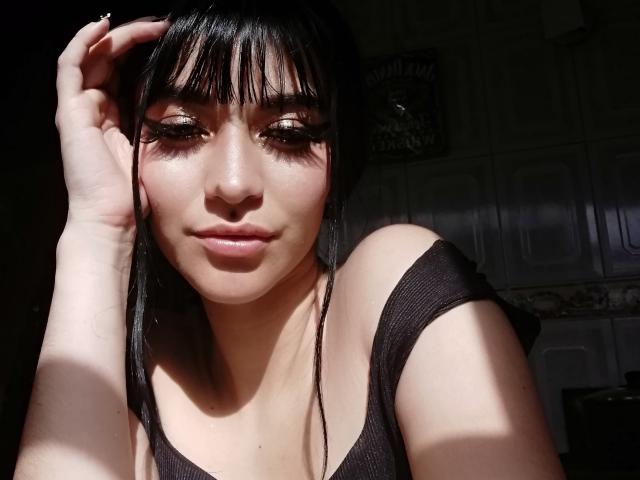 LindaWatsong - Live porn &amp; sex cam - 20802194