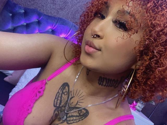 NicolettaCortez - Live sexe cam - 20802578