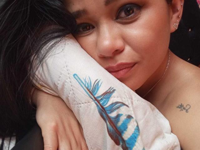 MistressVictoriaa - Live porn &amp; sex cam - 20804454