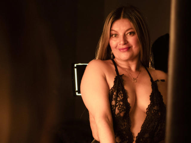 AlannaMackenzie - Live porn &amp; sex cam - 20806786