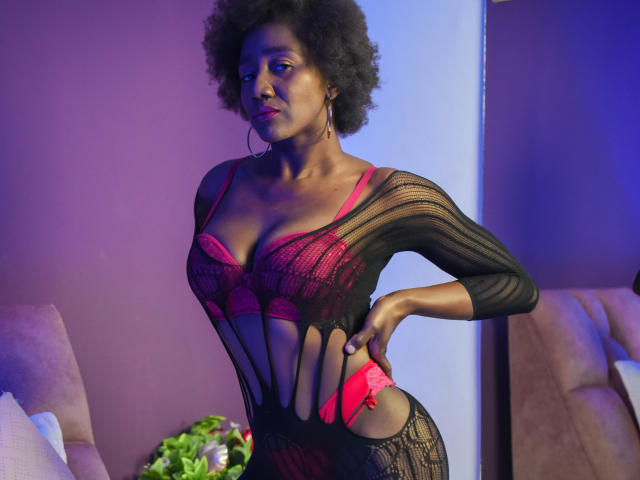 TheresaSwein - сексуальная веб-камера в реальном времени - 20809810