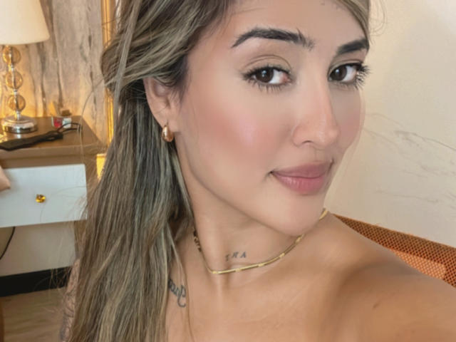 MaeCollins - сексуальная веб-камера в реальном времени - 20813638