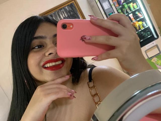 KataleyaForbes - Live porn &amp; sex cam - 20814338