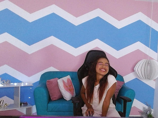 SaphiraFork - Live porn &amp; sex cam - 20815982