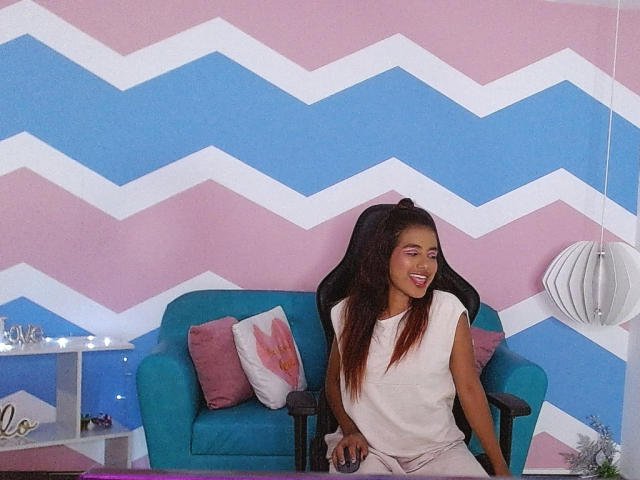 SaphiraFork - сексуальная веб-камера в реальном времени - 20816002