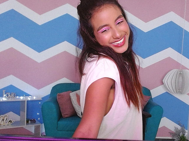 SaphiraFork - сексуальная веб-камера в реальном времени - 20816146