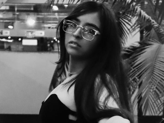 EvaMcAllister - Live sex cam - 20819770