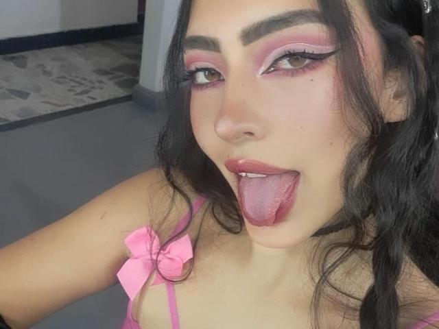 VayoletSaenz - Live porn &amp; sex cam - 20827394