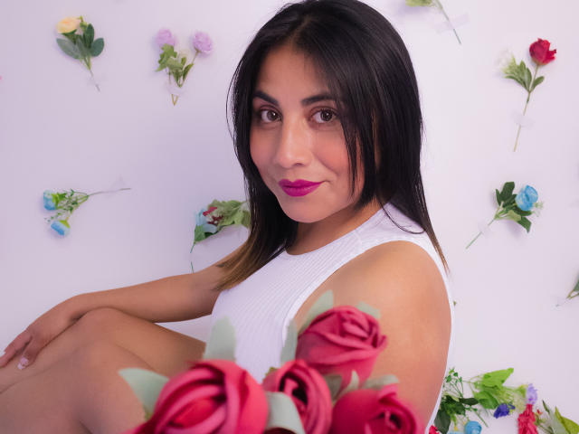 OliviiaMorrys - Live Sex Cam - 20832598