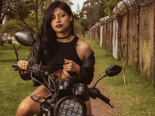 CalypsoOlsen - Live porn &amp; sex cam - 20834622