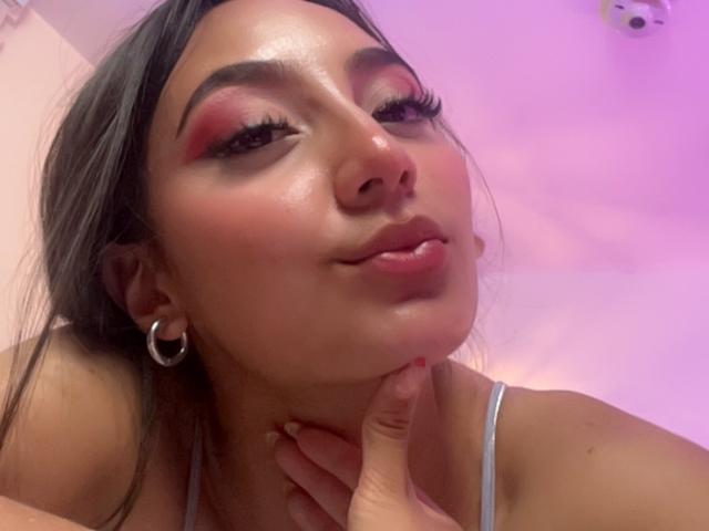 DianaFernandezz - Live porn &amp; sex cam - 20839218