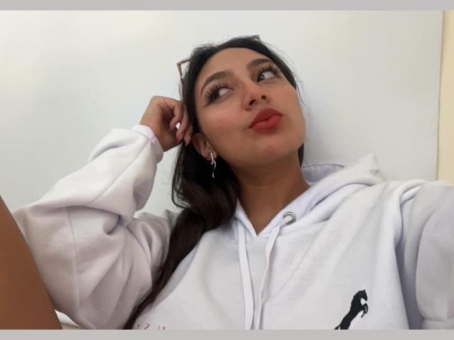 DianaFernandezz - Live sex cam - 20839270