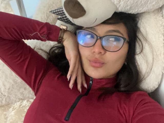 DianaFernandezz - Live porn &amp; sex cam - 20839398