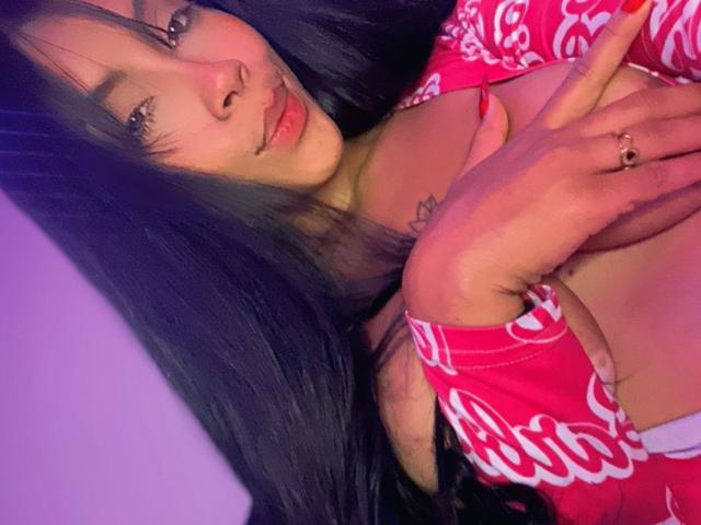 FiorellaBossh - Porno na żywo i seks kamera - 20840062