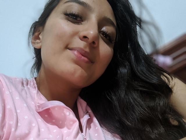 DianaFernandezz - Live sex cam - 20840406