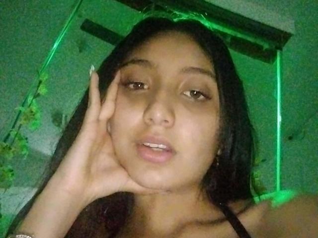 DianaFernandezz - Live sex cam - 20841334