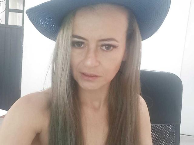 Maghenta - Live porn &amp; sex cam - 20843310