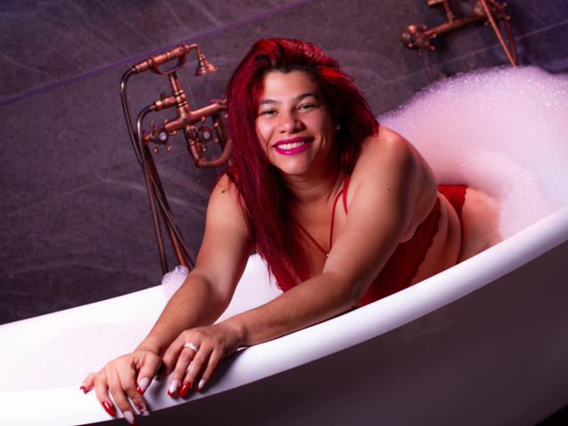 AlmaWhite - сексуальная веб-камера в реальном времени - 20847374