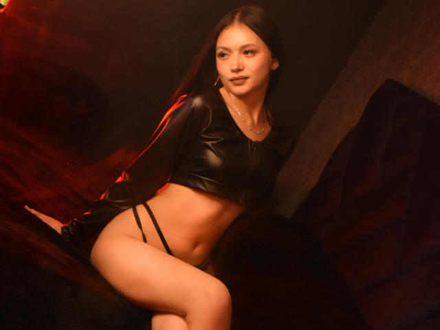 EliizhaThompson - Live porn &amp; sex cam - 20849662