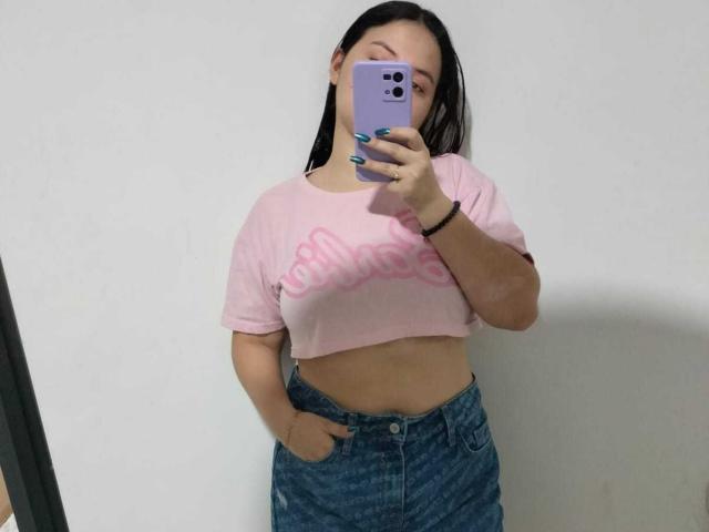 LorettaSant - Live porn &amp; sex cam - 20850022