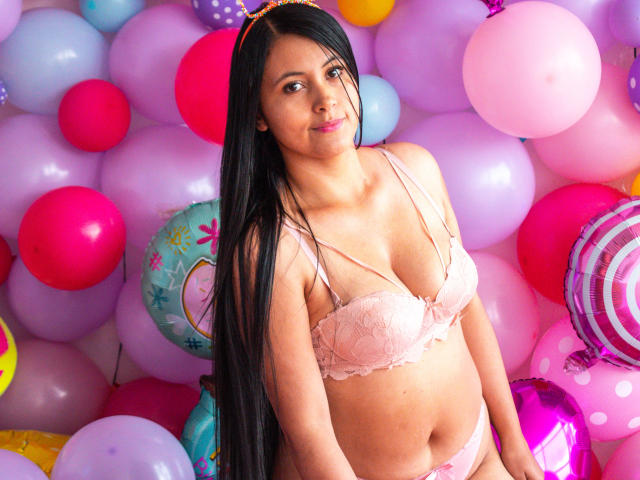 EmilySavage - Camera khiêu dâm &amp; quyến rũ trực tiếp - 20851882